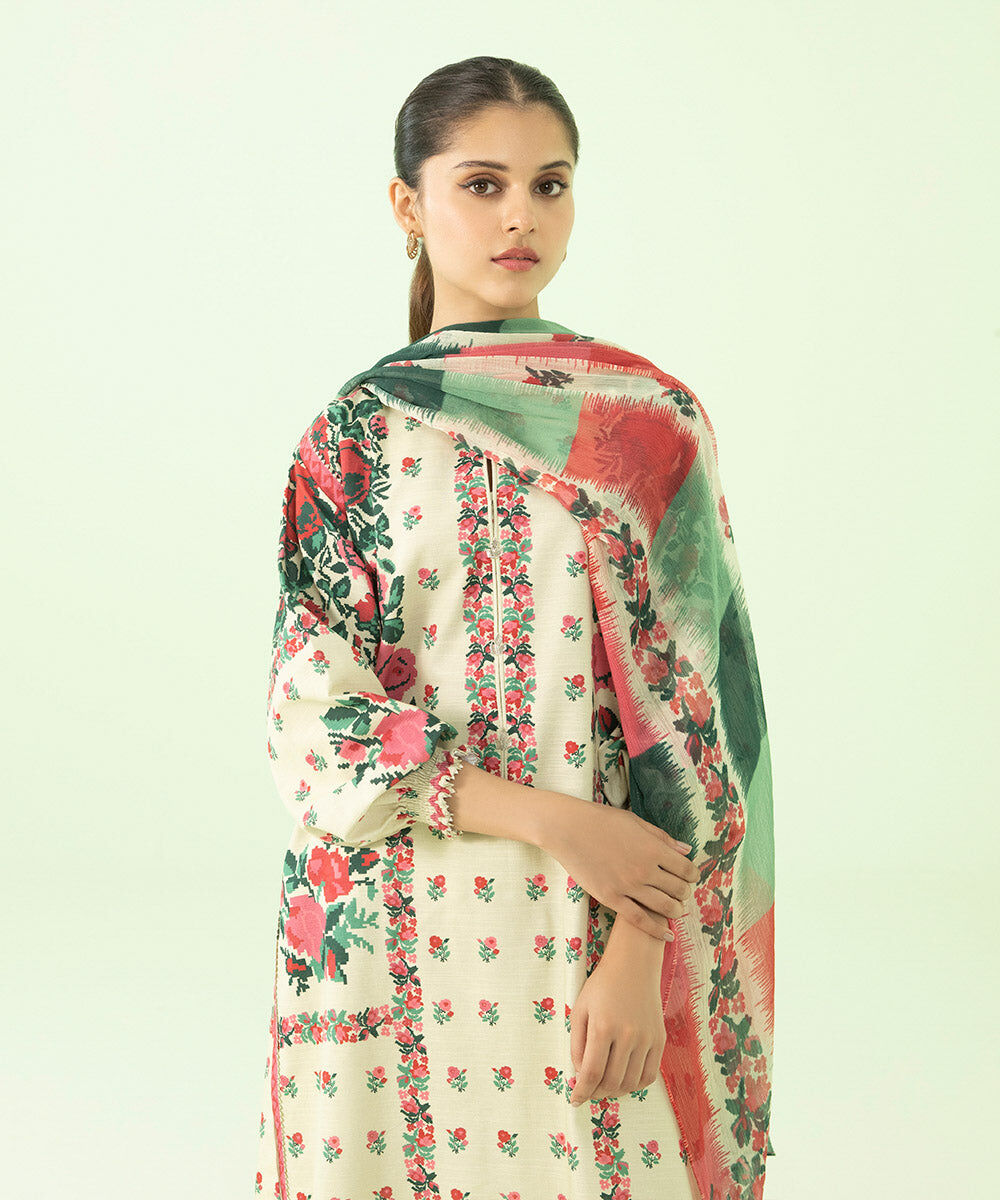SAPPHIRE | UNSTITCHED 3 PIECE PRINTED LAWN SUIT