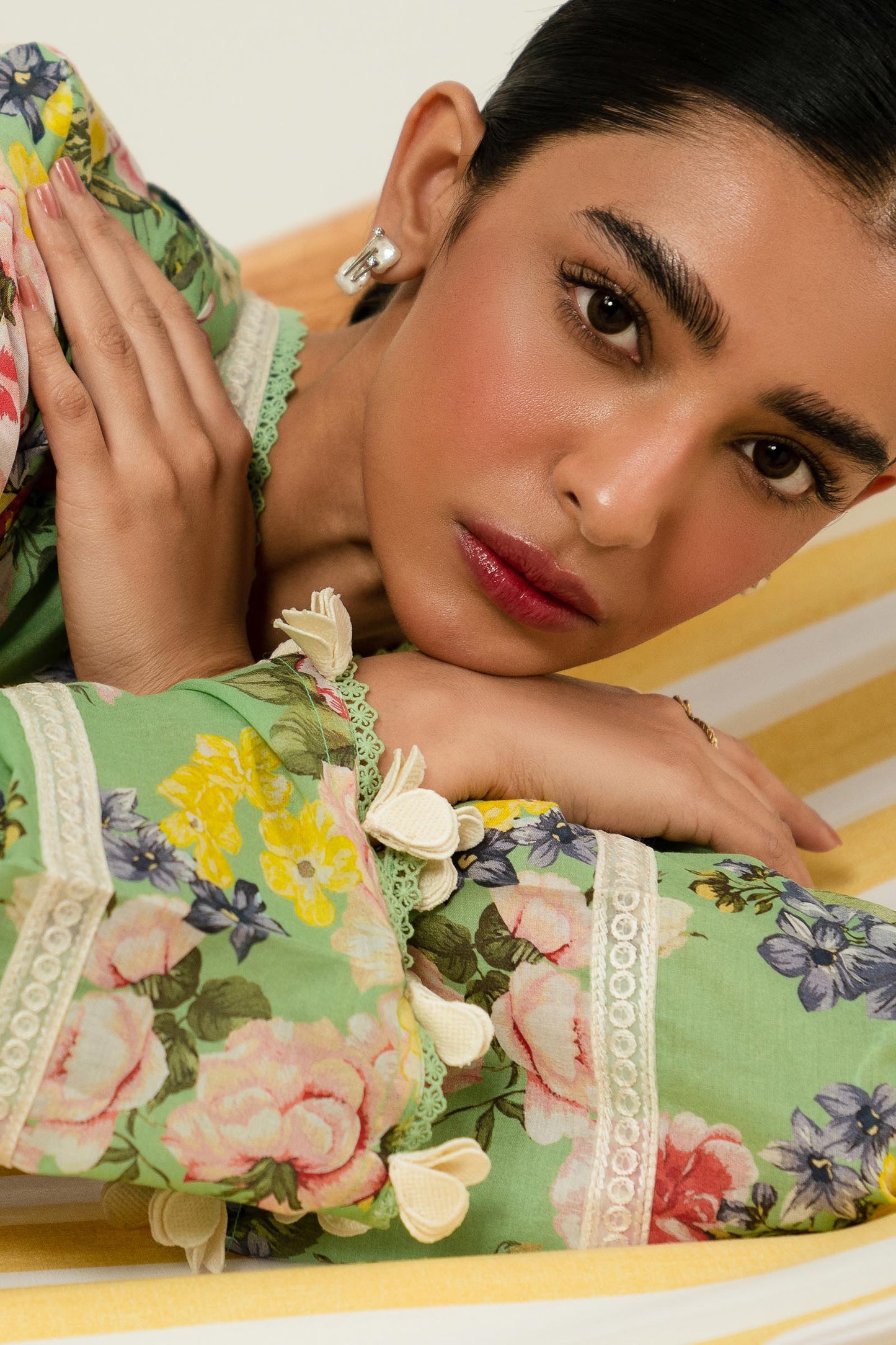 SANA SAFINAZ | UNSTITCHED MAHAY 3 PIECE LAWN SUIT