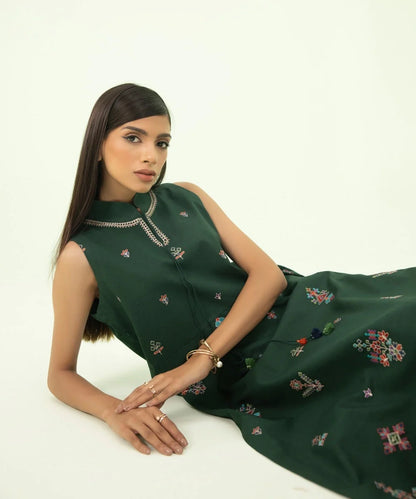 SAPPHIRE | UNSTITCHED 2 PIECE EMBROIDERED LIGHT KHADDAR SUIT