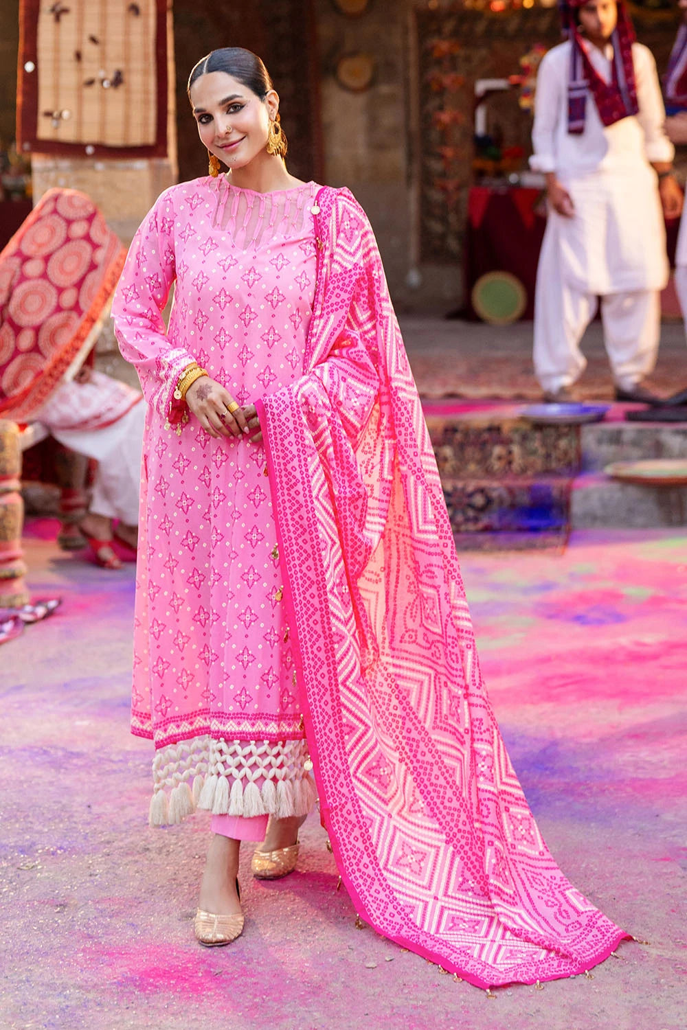 GUL AHMED | 3PC UNSTITCHED LACQUER PRINTED LAWN SUIT