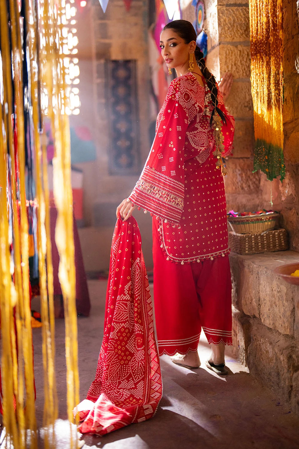 GUL AHMED | 3PC UNSTITCHED LACQUER PRINTED LAWN SUIT