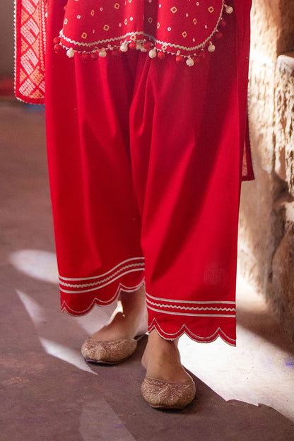 GUL AHMED | 3PC UNSTITCHED LACQUER PRINTED LAWN SUIT