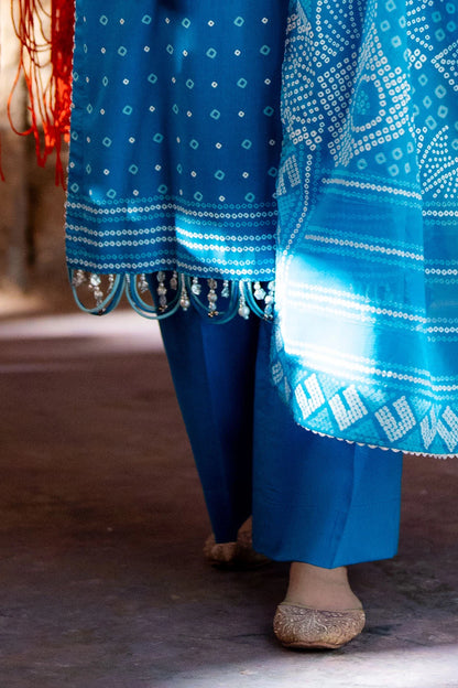 GUL AHMED | 3PC UNSTITCHED LACQUER PRINTED LAWN SUIT