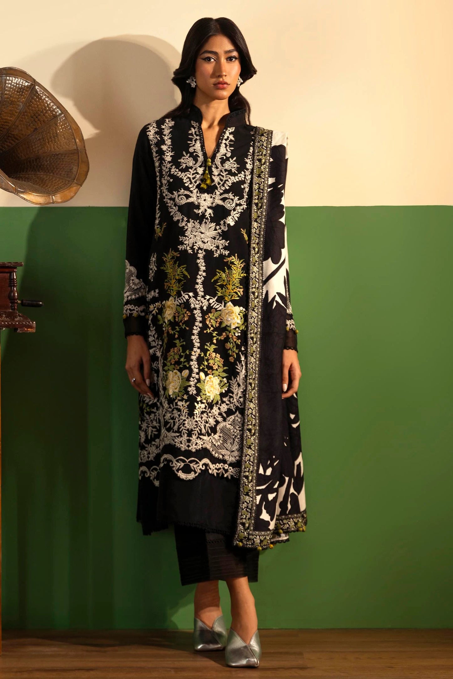 SANA SAFINAZ | UNSTITCHED MUZLIN WINTER - 3 PIECE SUIT | 12B