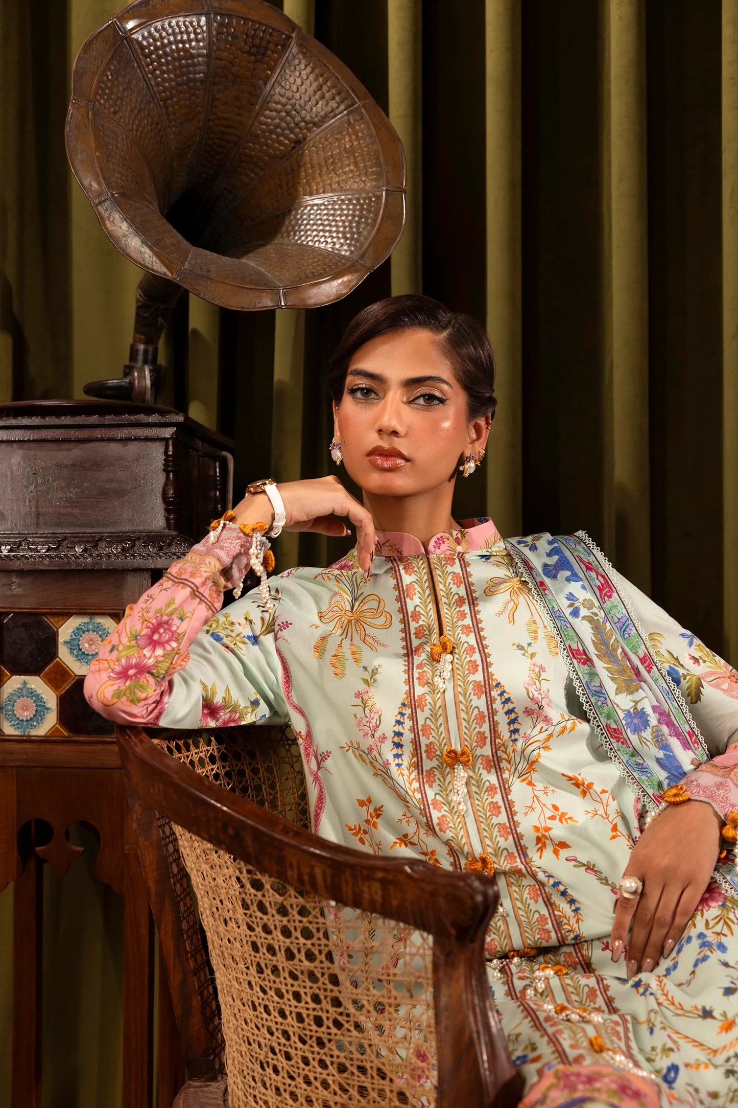 SANA SAFINAZ | UNSTITCHED MUZLIN WINTER - 3 PIECE SUIT | 21B