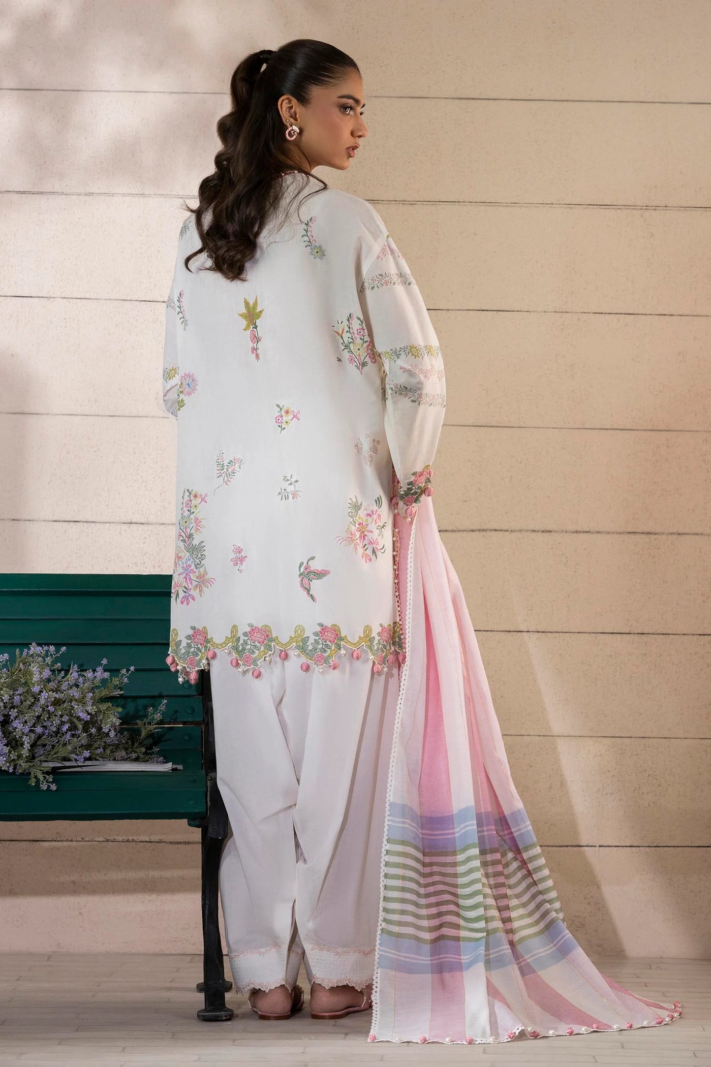 SANA SAFINAZ | UNSTITCHED MUZLIN SUMMER – 3 PIECE LAWN SUIT