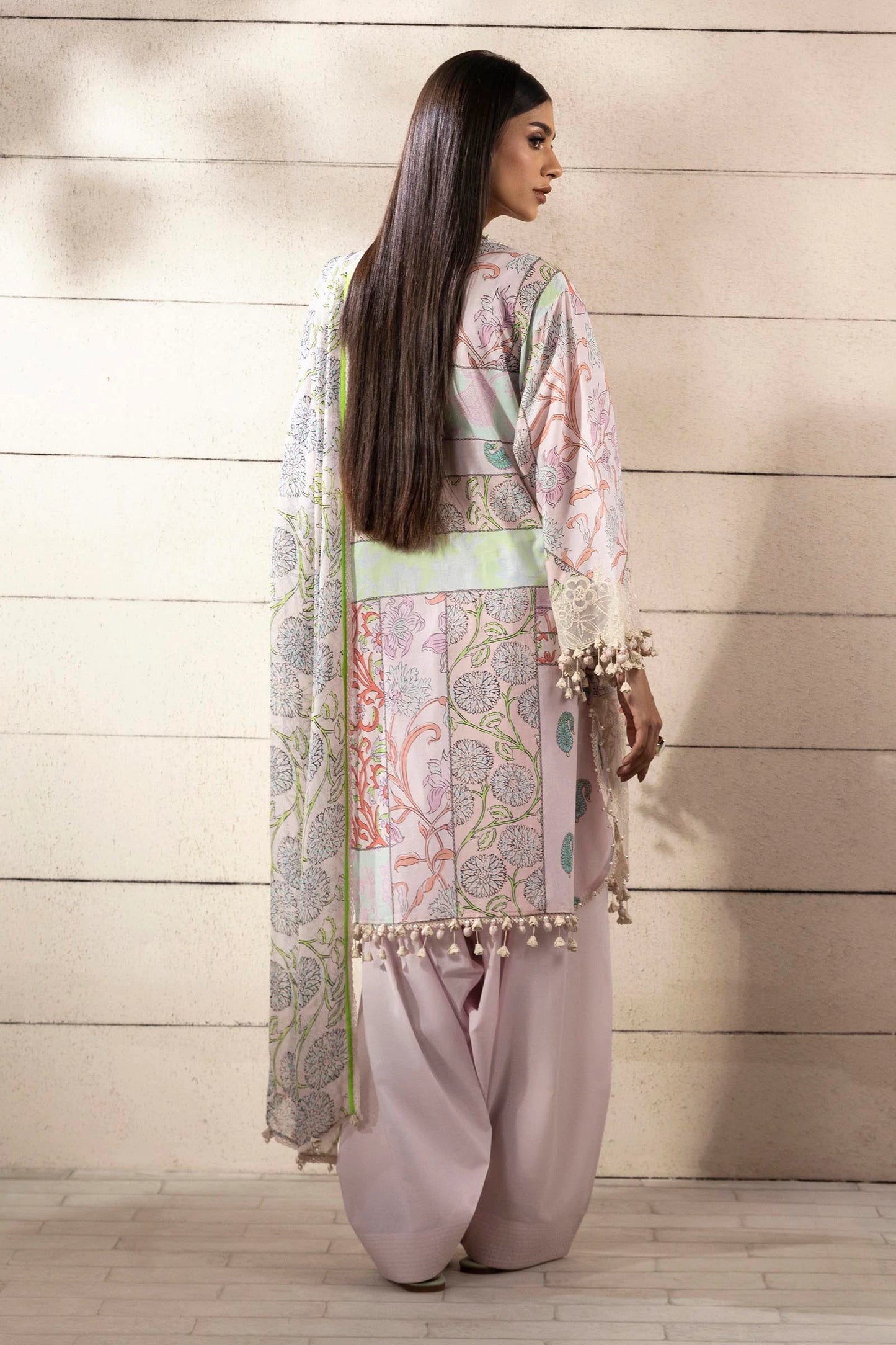 SANA SAFINAZ | UNSTITCHED MUZLIN SUMMER – 3 PIECE LAWN SUIT