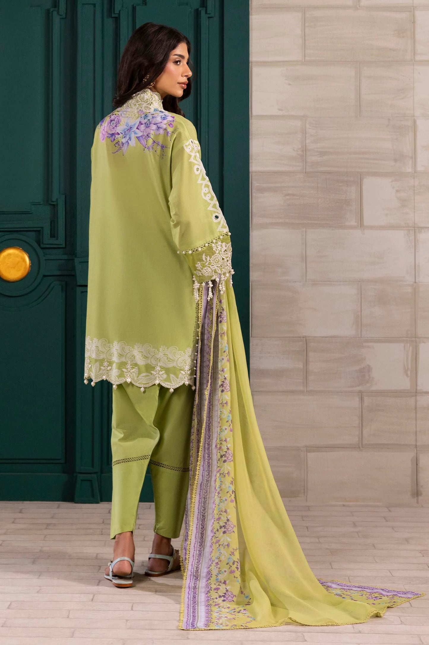 SANA SAFINAZ | UNSTITCHED MUZLIN SUMMER – 3 PIECE LAWN SUIT