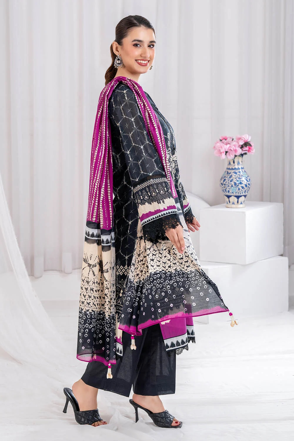 GUL AHMED | 3PC UNSTITCHED PRINTED LAWN SUIT
