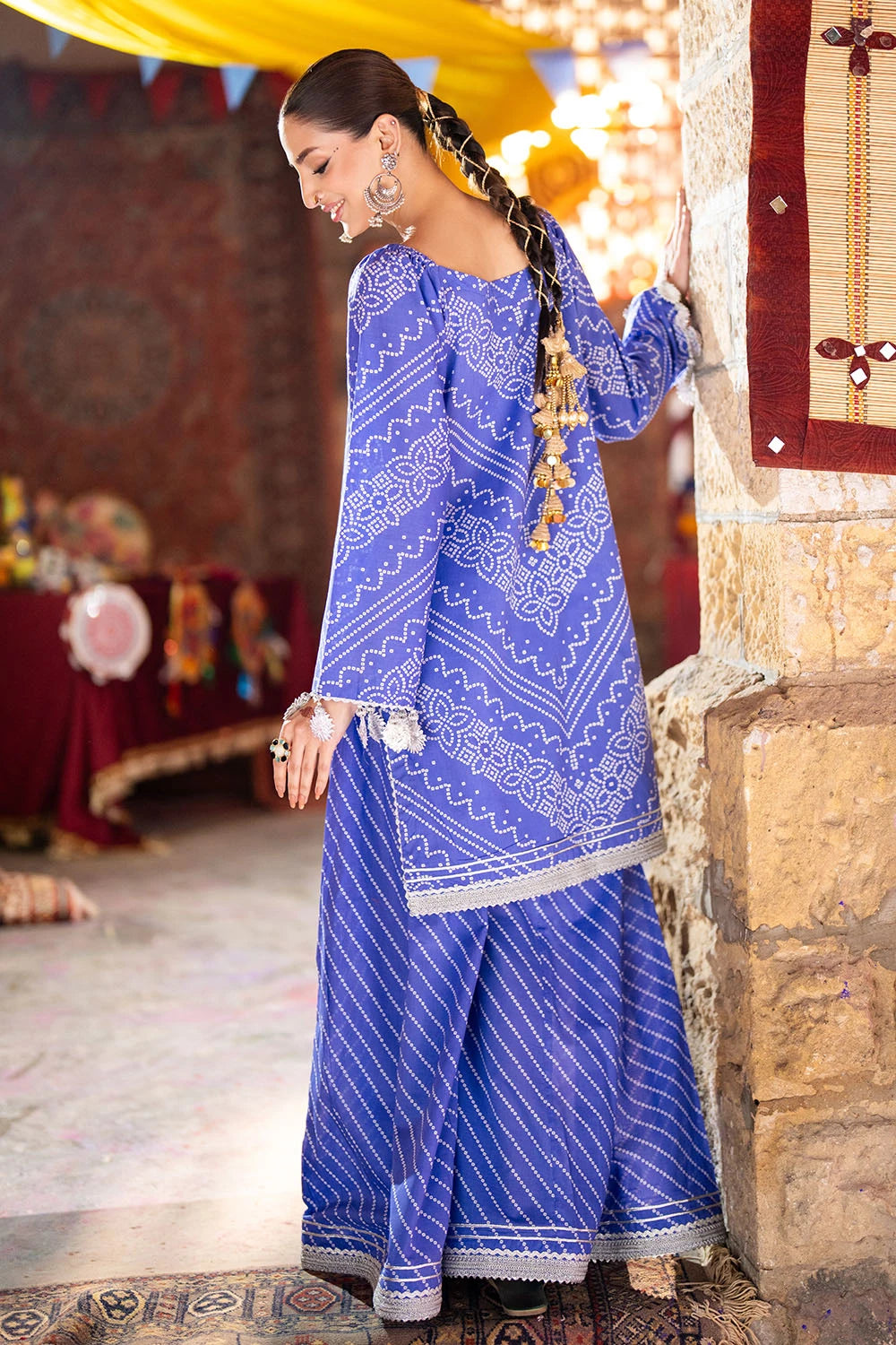 GUL AHMED | 2PC UNSTITCHED PRINTED LAWN SUIT