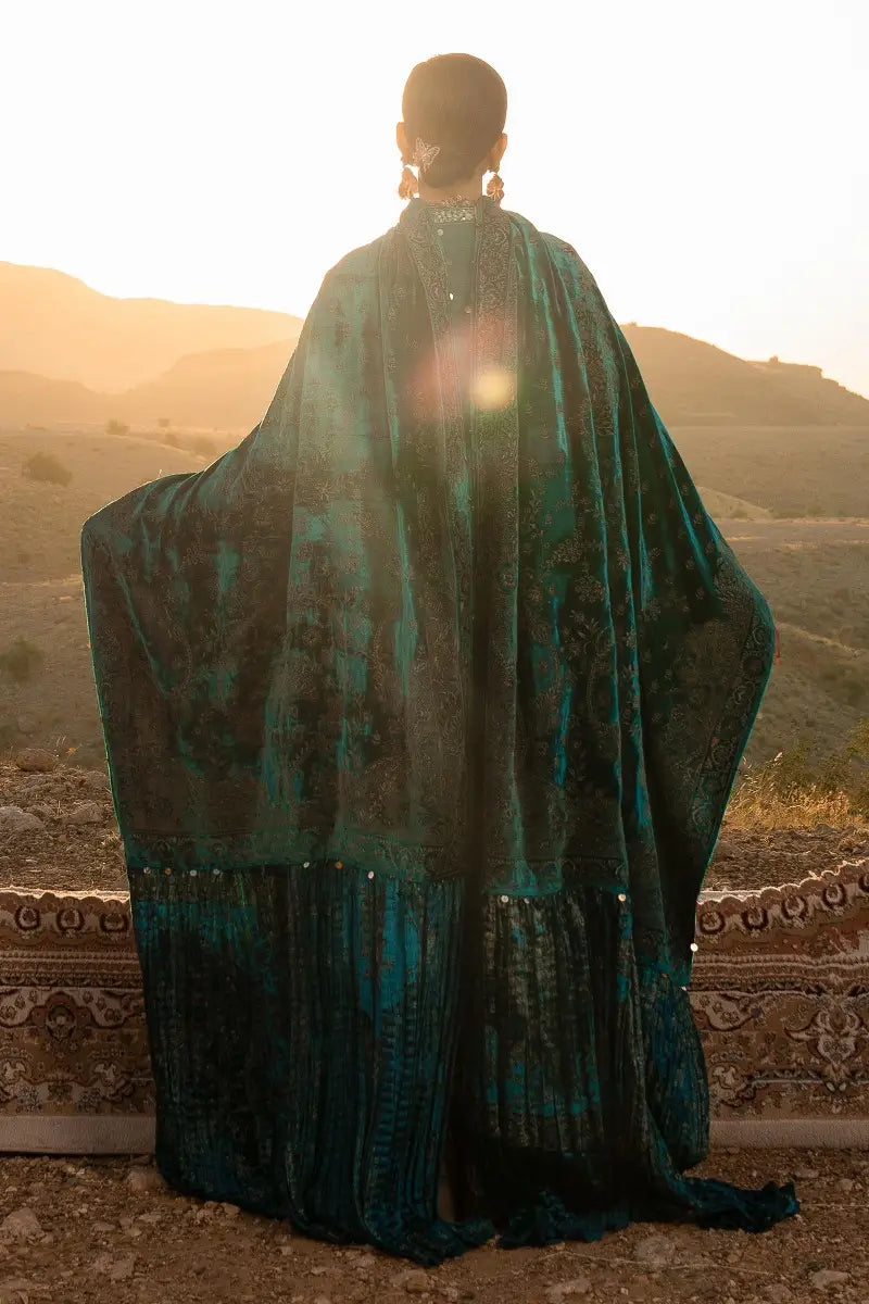 Sana Safinaz | Unstitched 3Pc Winter Luxury | 7B